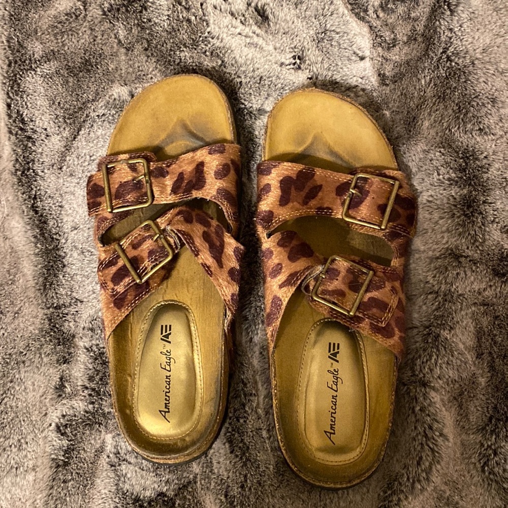 american eagle sandals